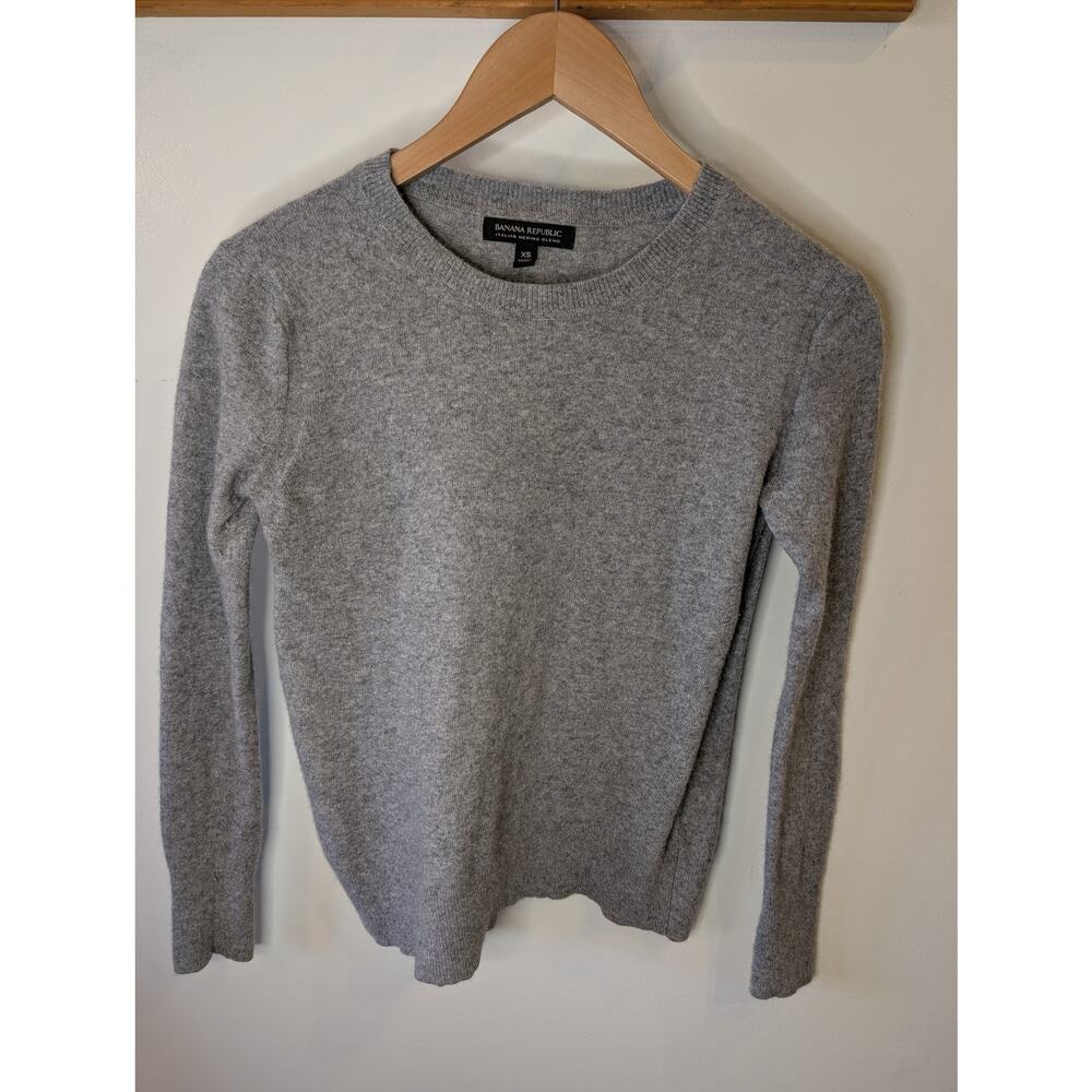 Banana Republic Italian Merino Blend Gray Crewneck Sweater Sculpted Shoulder XS